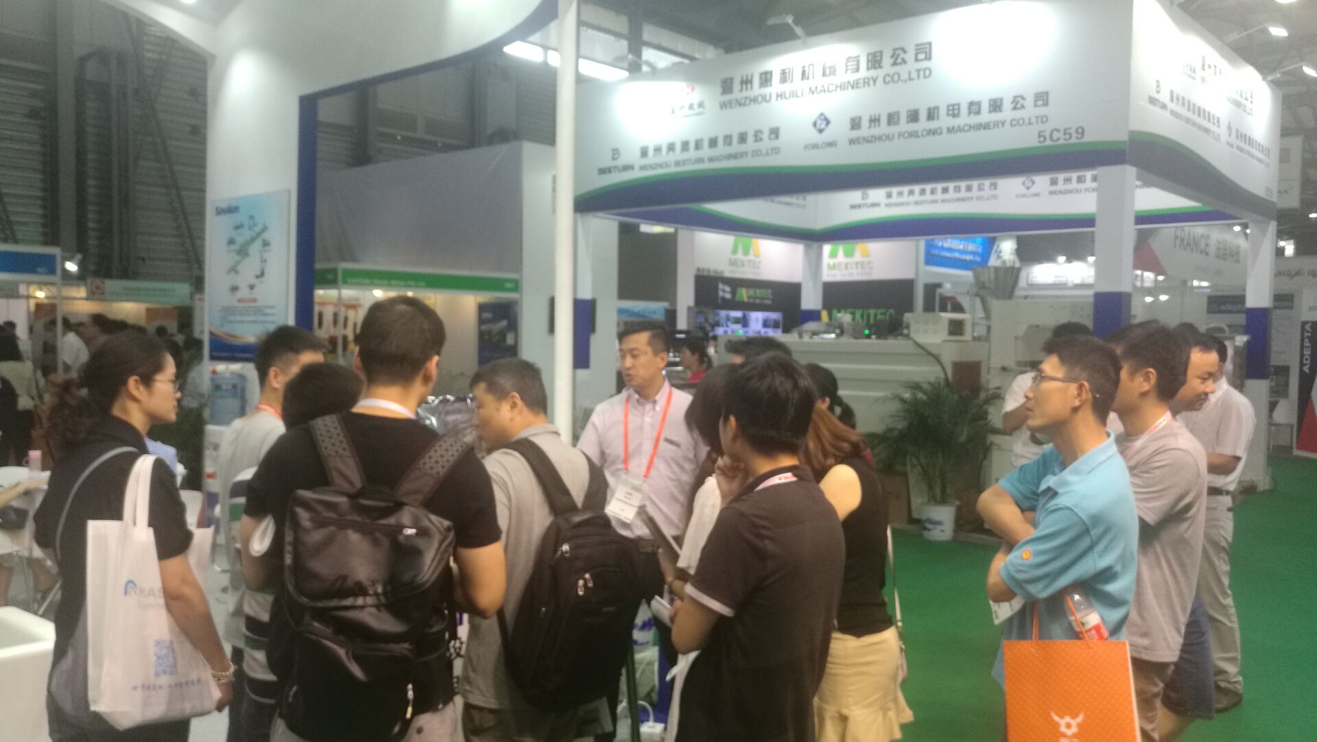 火力大开！w66给利老牌与你热动ProPak包装展.jpg
